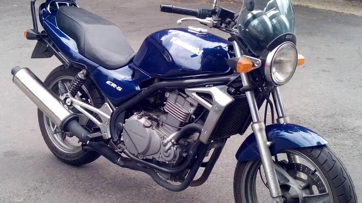 Kawasaki ER-5 500 (1996 - 00) 