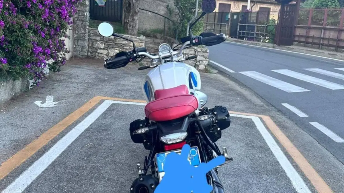 Bmw R nineT Urban GS (2021 - 24)  (6)