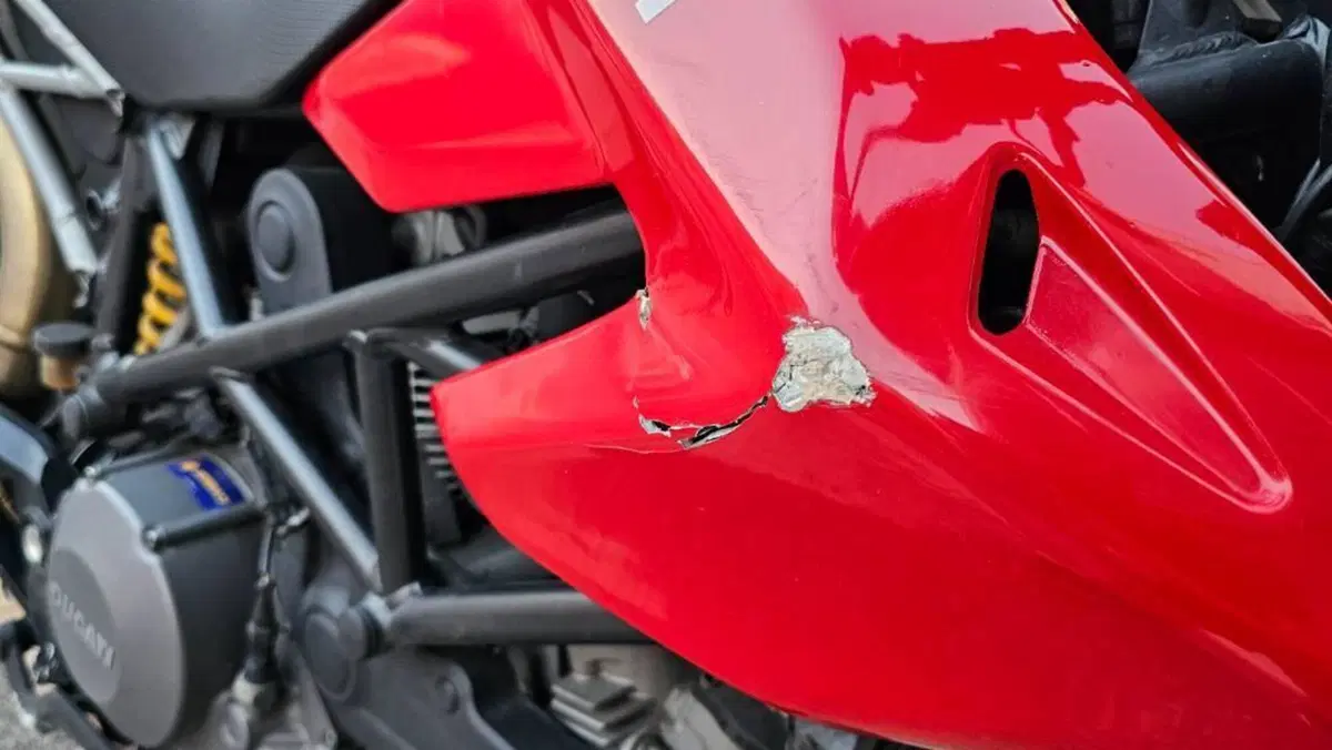 Ducati Hypermotard 796 (2012)  (10)