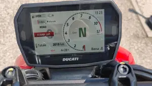 Ducati Streetfighter V2 S (2025 - 26)  (12)