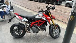 Ducati Hypermotard 950 SP (2022 - 25)  (2)