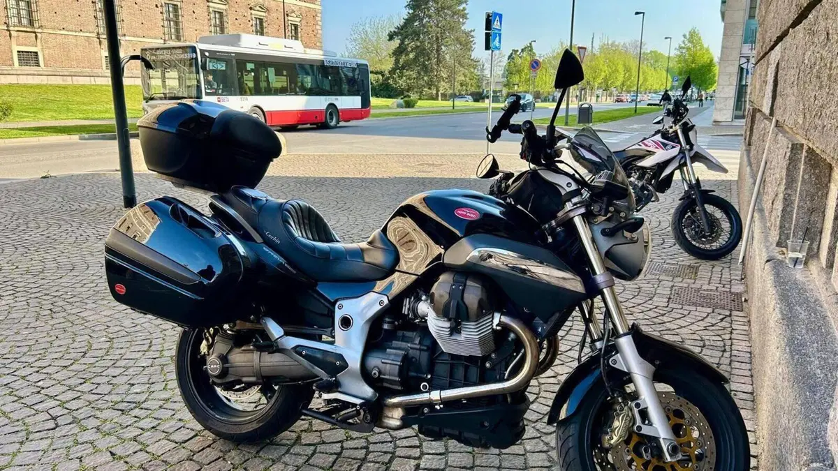 Moto Guzzi Breva V 1100 i.e. 