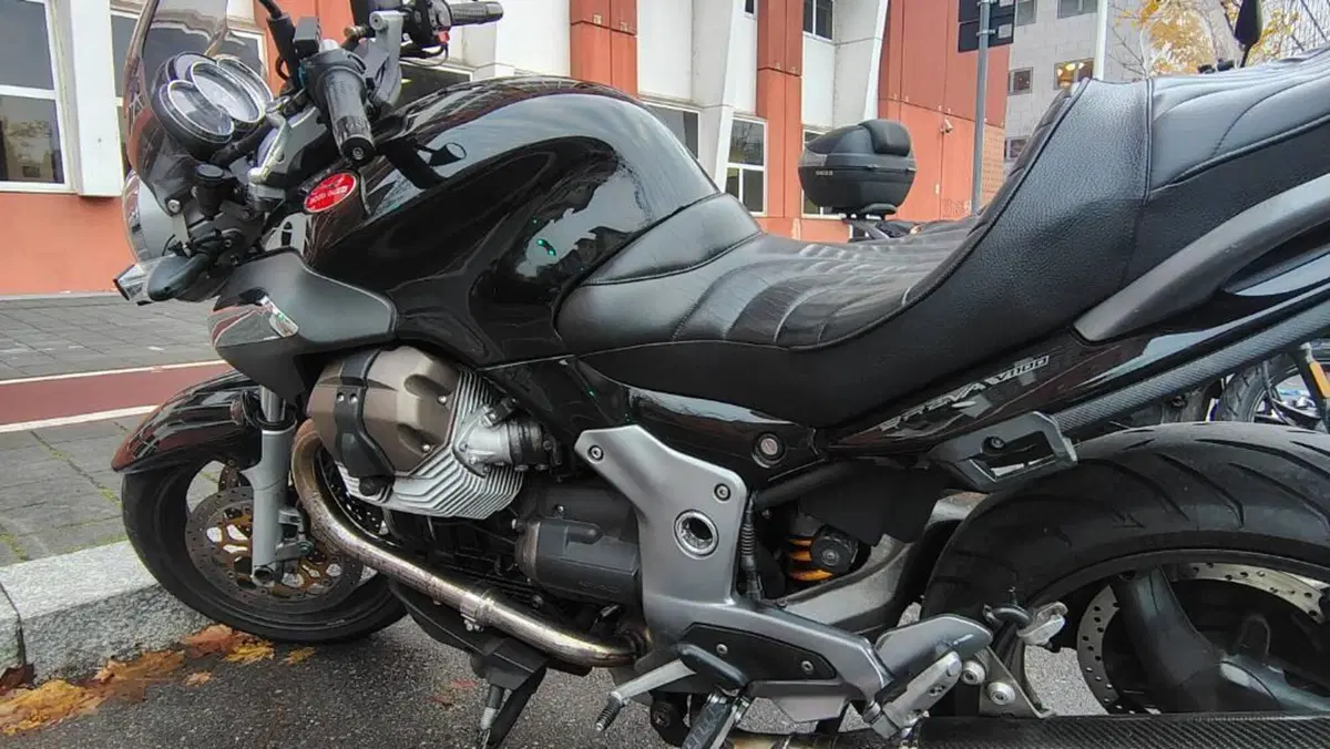 Moto Guzzi Breva V 1100 i.e.  (3)