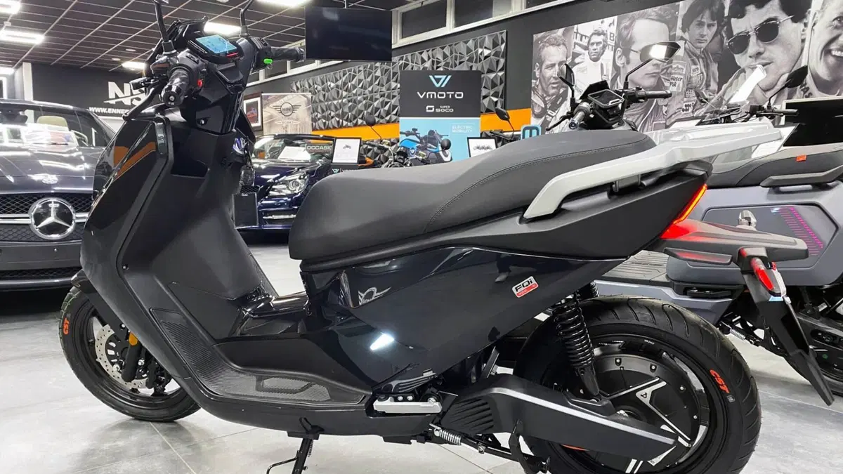 Niu FQi 500 (2025 - 26)  (2)