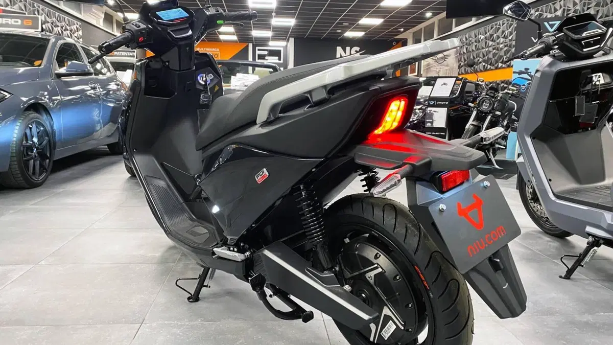 Niu FQi 500 (2025 - 26)  (3)