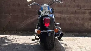 Kawasaki VN 2000  (4)