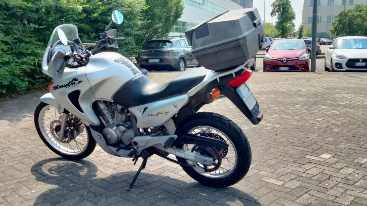 Honda Transalp XL 650V (2000 - 04)  (5)