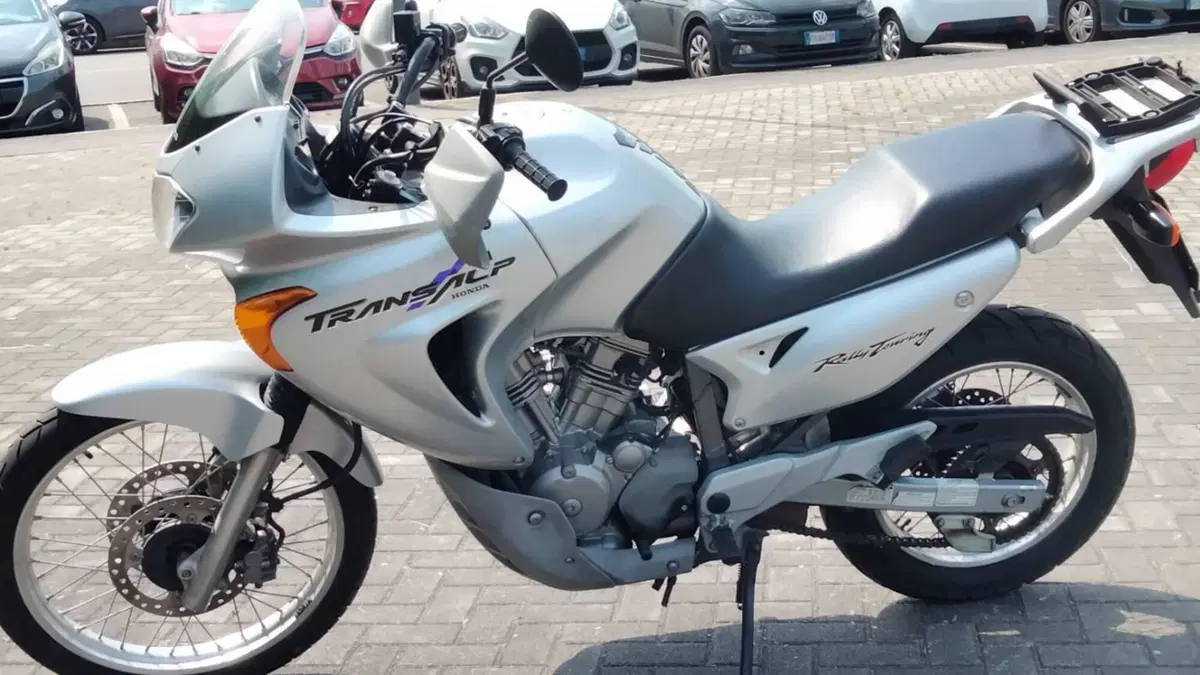Honda Transalp XL 650V (2000 - 04)  (6)