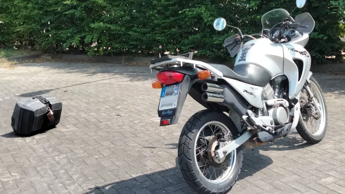 Honda Transalp XL 650V (2000 - 04)  (7)
