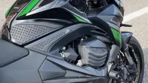 Kawasaki Z 800 e ABS (2012 - 16)  (3)