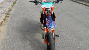 KTM 125 SX (2025)  (9)