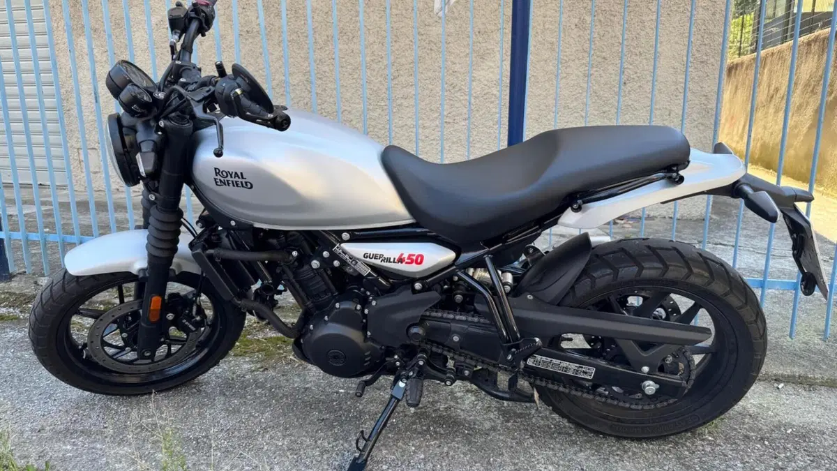 Royal Enfield Guerrilla 450 (2024 - 26) 