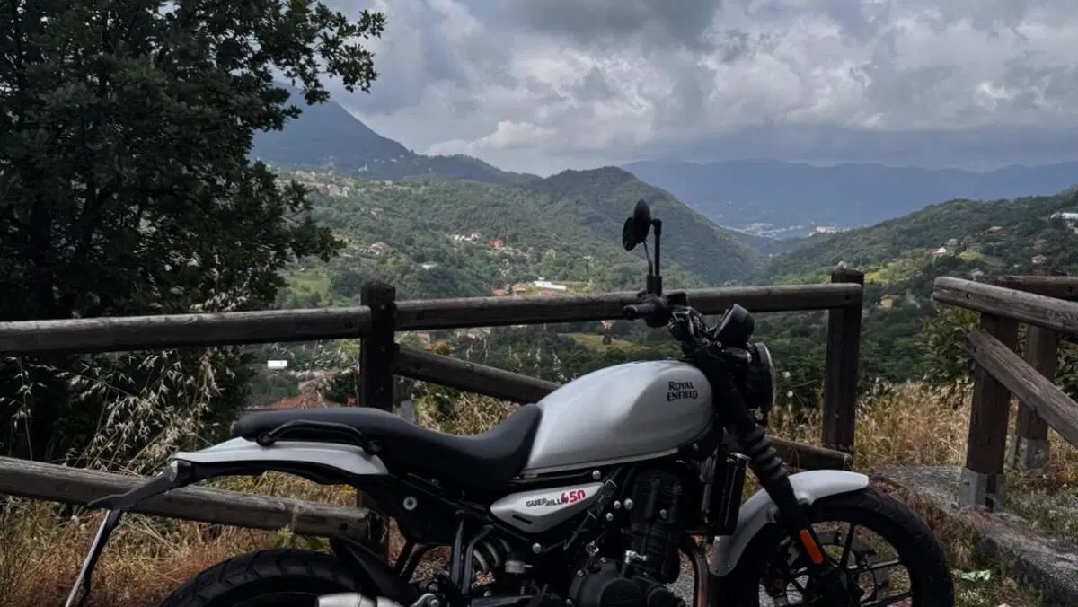 Royal Enfield Guerrilla 450 (2024 - 26)  (5)