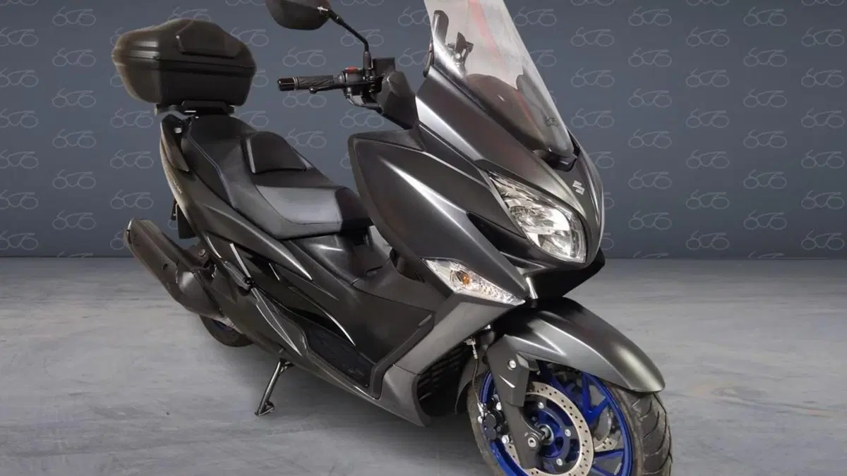 Suzuki Burgman 400 (2022 - 24)  (2)