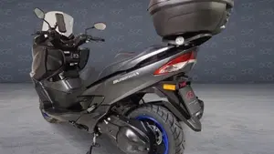 Suzuki Burgman 400 (2022 - 24)  (4)