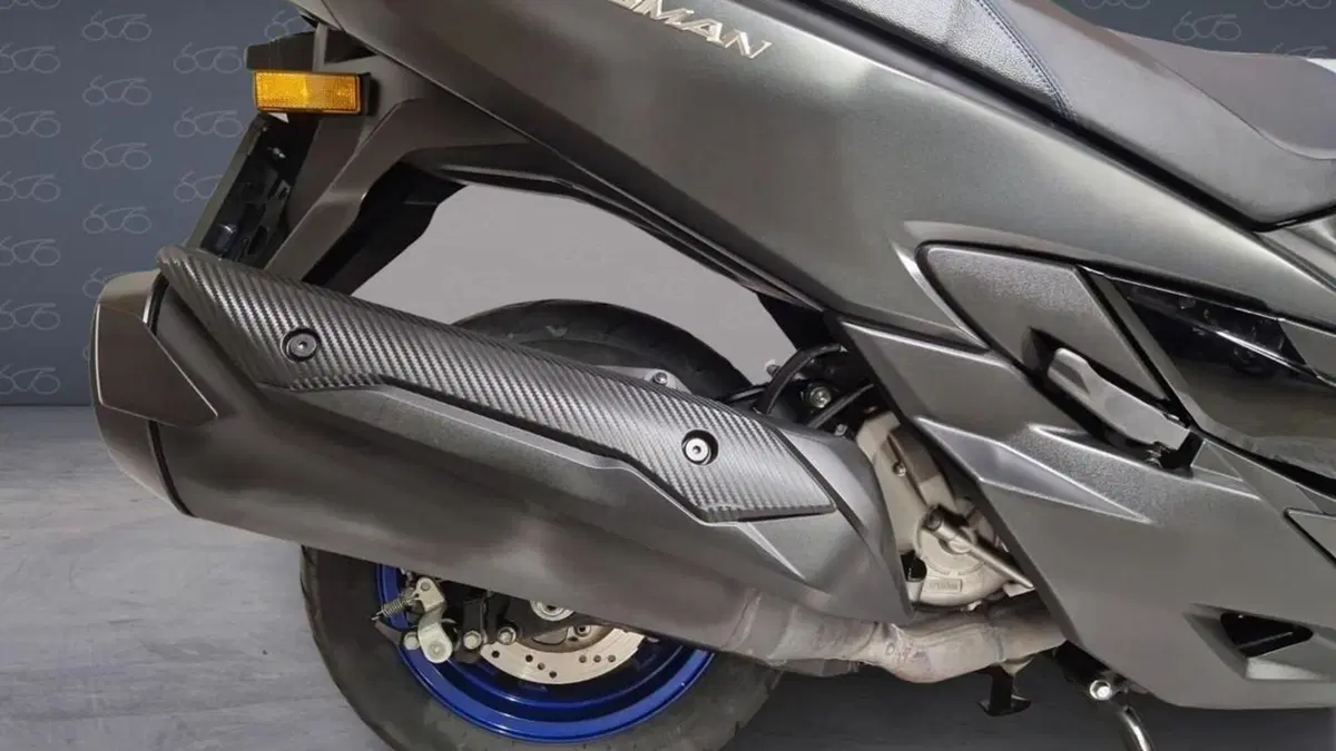Suzuki Burgman 400 (2022 - 24)  (6)