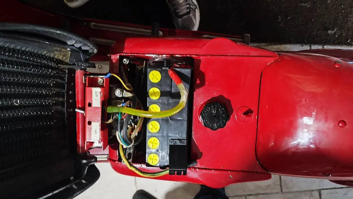 Moto Guzzi   (12)