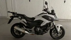 Honda NC 750 X DCT ABS (2014 - 15)  (2)