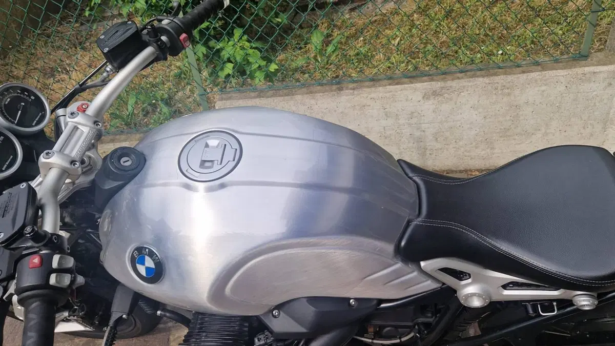 Bmw R nineT 1200 Pure (2017 - 20)  (6)