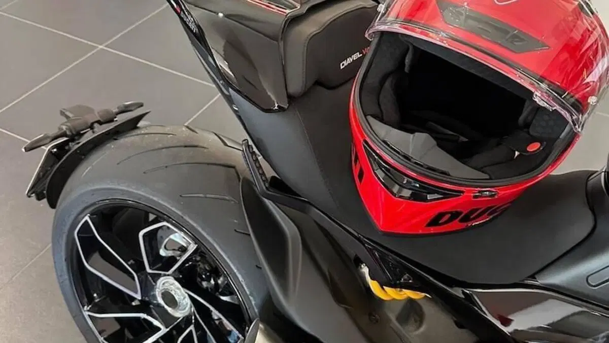 Ducati Diavel V4 (2023 - 26)  (5)