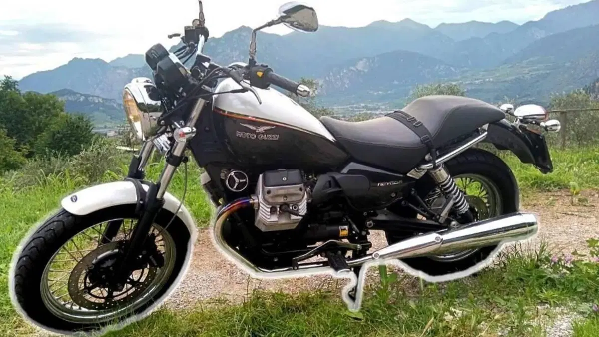 Moto Guzzi Nevada 750 Anniversario (2012 - 13)  (2)