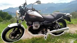 Moto Guzzi Nevada 750 Anniversario (2012 - 13)  (2)
