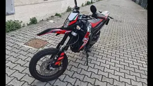 Aprilia SX 125 (2021 - 24)  (4)