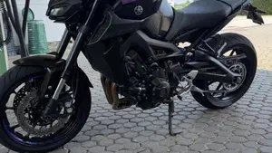 Yamaha MT-09 (2017 - 20)  (3)