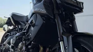 Yamaha MT-09 (2017 - 20)  (6)