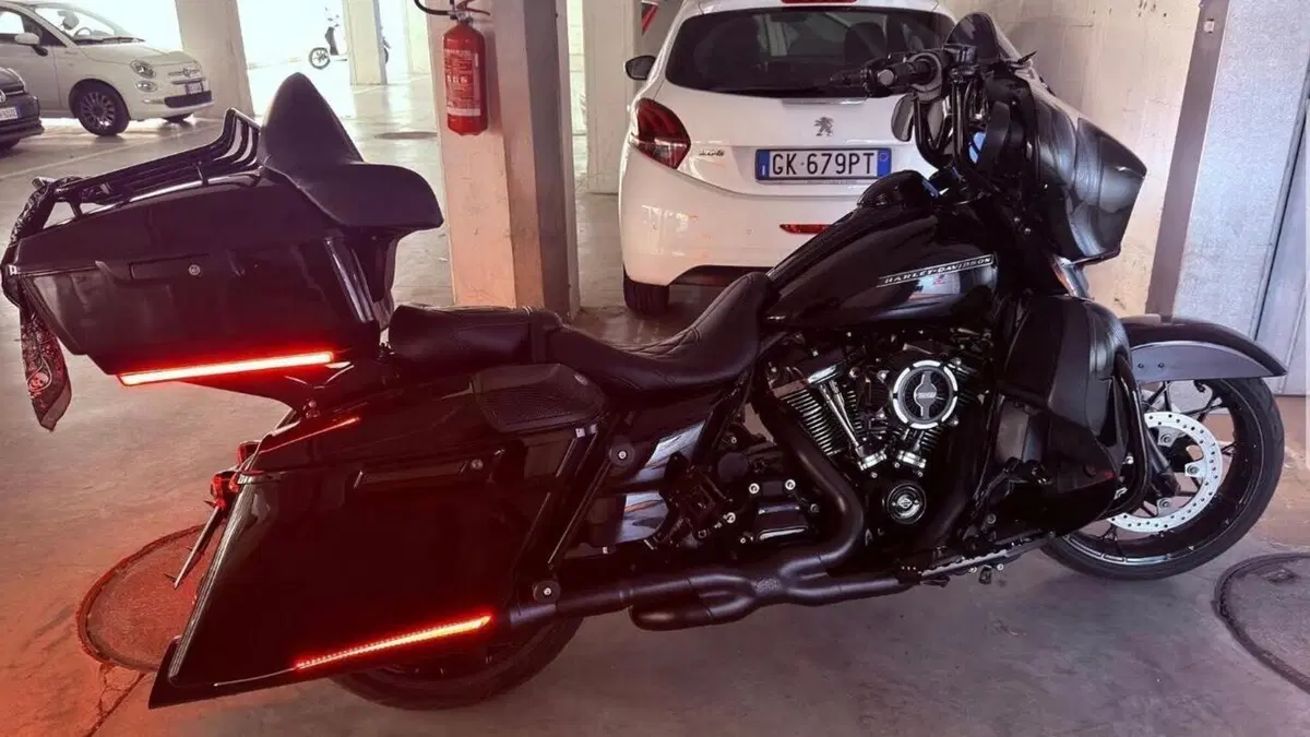 Harley-Davidson 114 Street Glide Special (2019 - 20) - FLHXS 