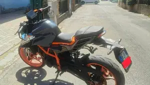 KTM 390 Duke (2024 - 25)  (2)