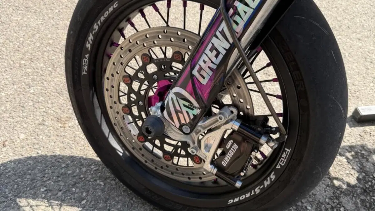 KTM 250 SX (2023)  (10)
