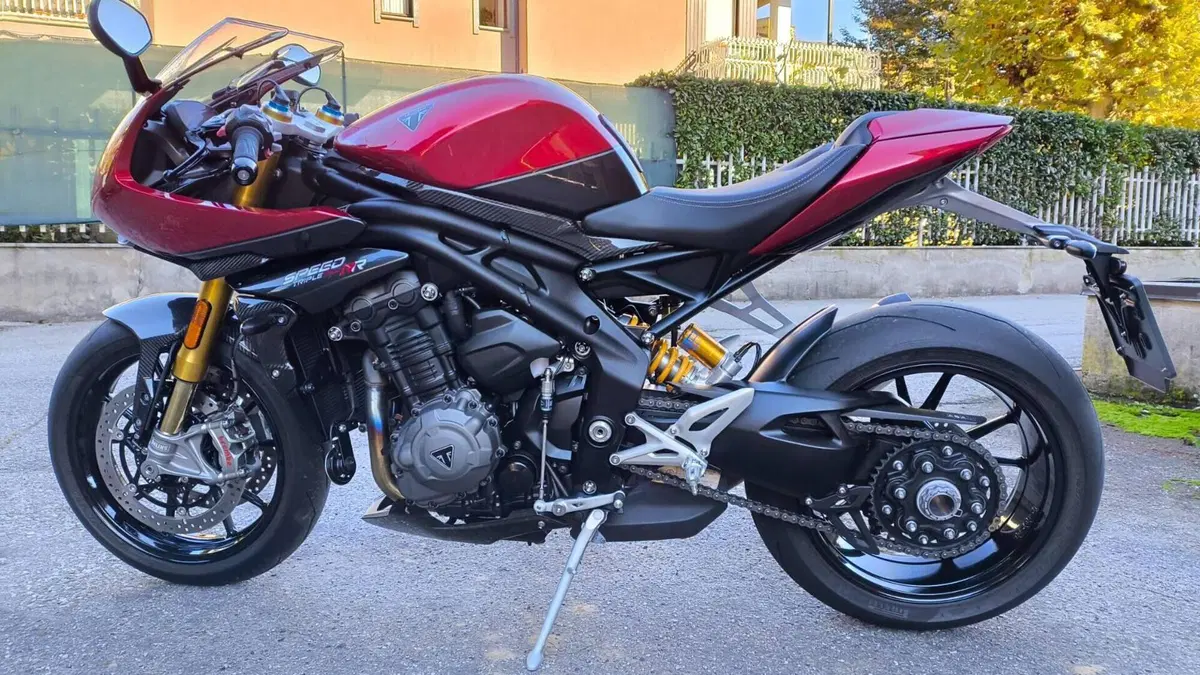 Triumph Speed Triple 1200 RR (2022 - 26)  (3)