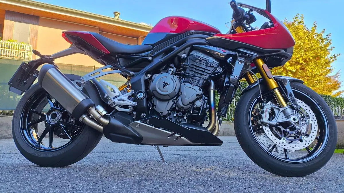 Triumph Speed Triple 1200 RR (2022 - 26)  (5)