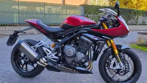 Triumph Speed Triple 1200 RR (2022 - 26)  (6)