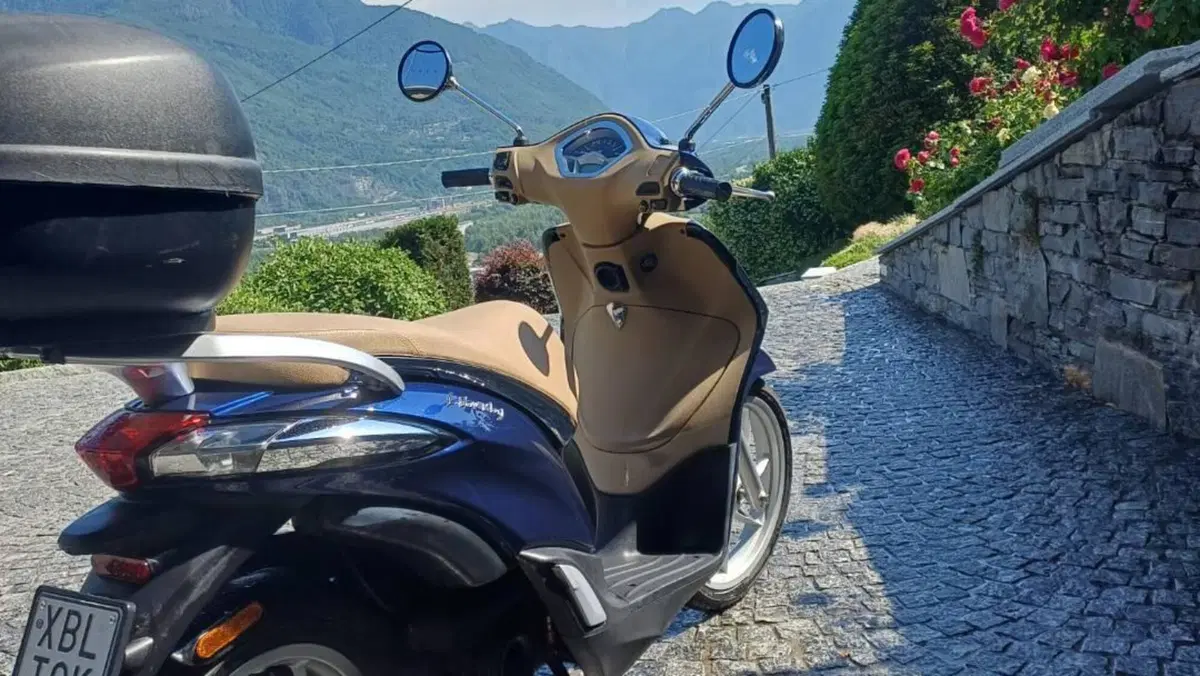 Piaggio Liberty 50 i-get (2016 - 18)  (3)