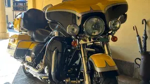 Harley-Davidson 1800 Electra Glide Ultra Classic (2012 - 13) - FLHTCUSE  (5)