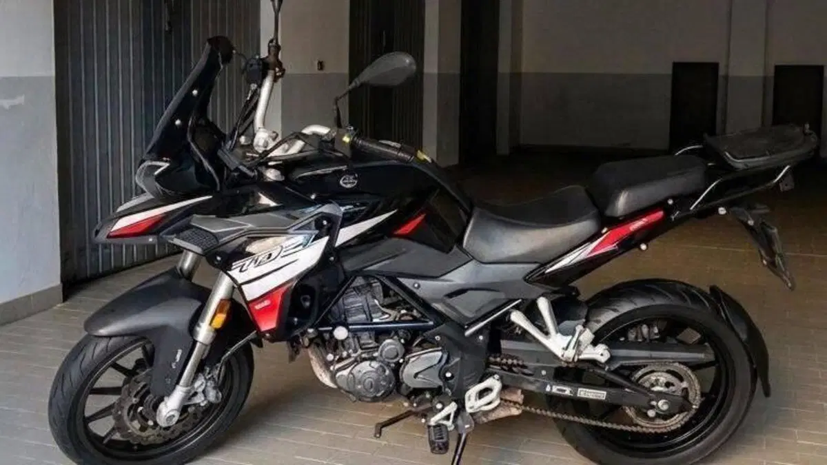 Benelli TRK 251 (2019 - 20)  (2)