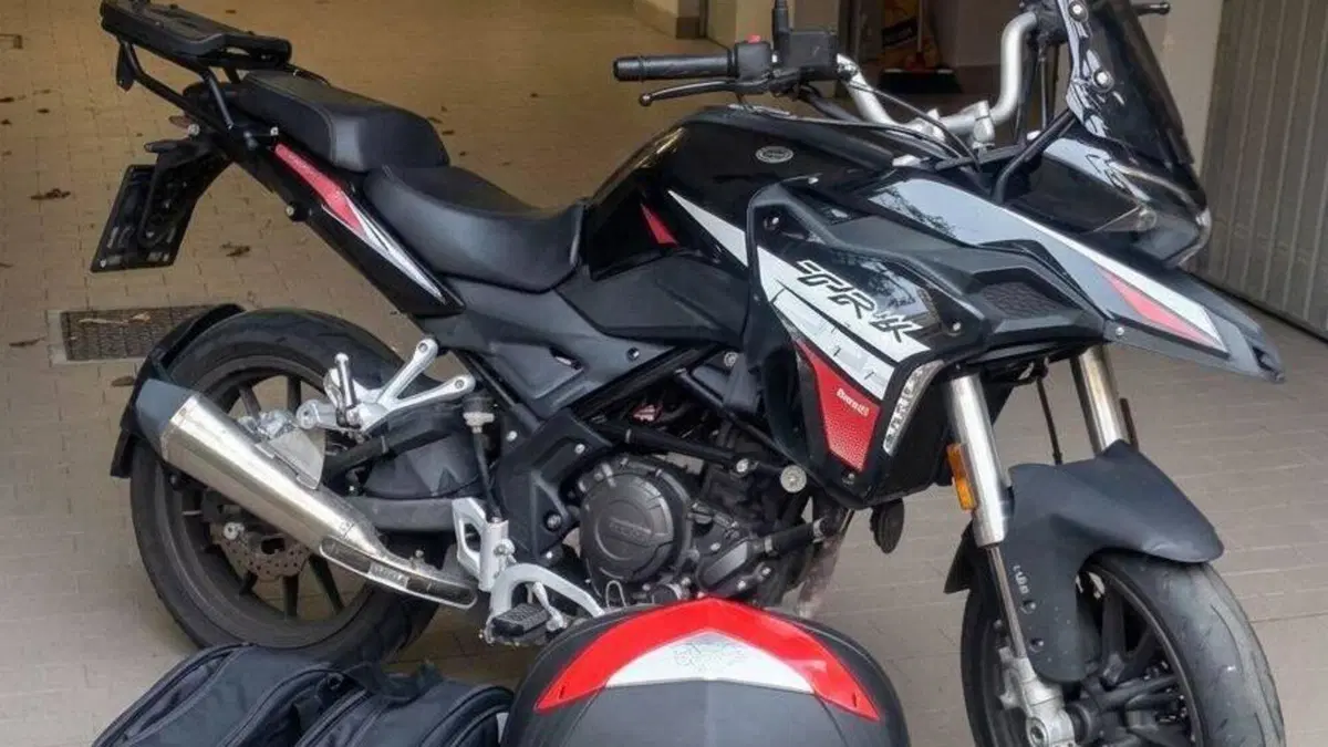 Benelli TRK 251 (2019 - 20)  (4)