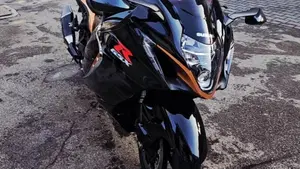 Suzuki GSX 1300 R Hayabusa GP Edition (2022 - 23)  (4)