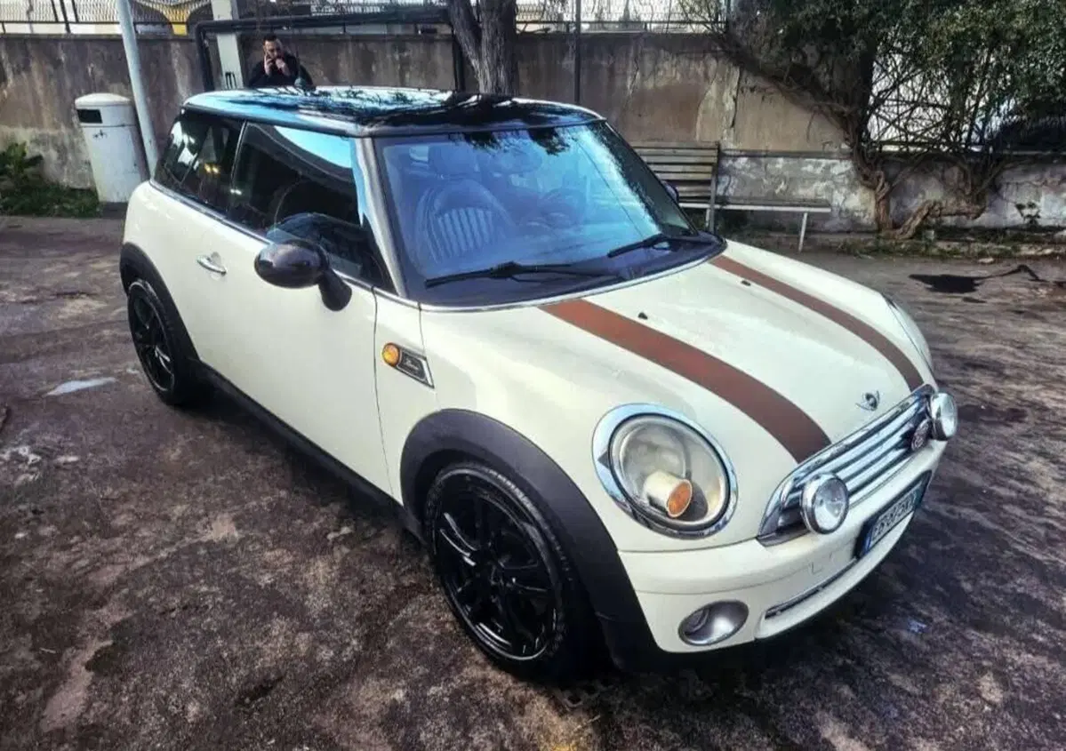 MINI Mini 1.6 16V Cooper 50 Mayfair (3)