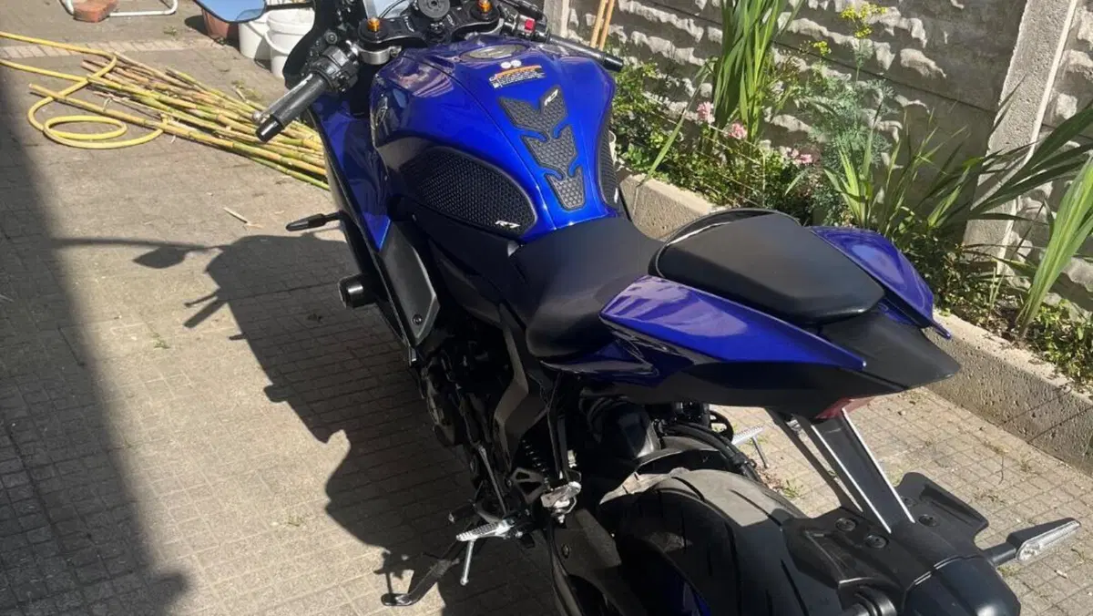 Yamaha YZF R7 (2021 - 25) 