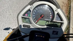 Honda CBR 600 F (2001 - 06)  (11)