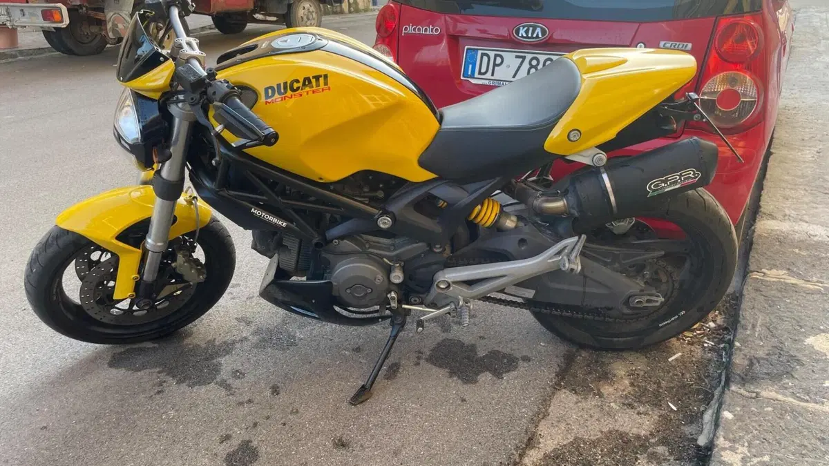 Ducati Monster 696 (2008 - 13)  (6)