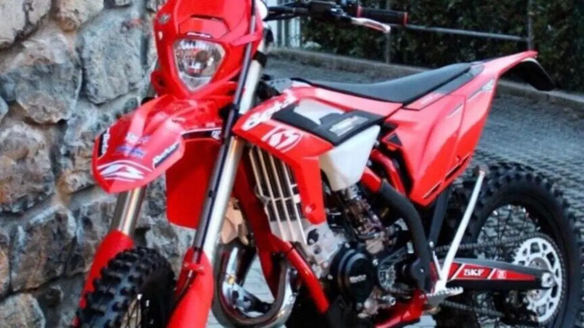 Betamotor RR 125 2T Enduro (2023)  (2)