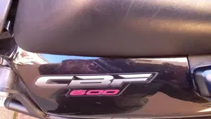 Honda CBF 600 N (2005- 11)  (4)