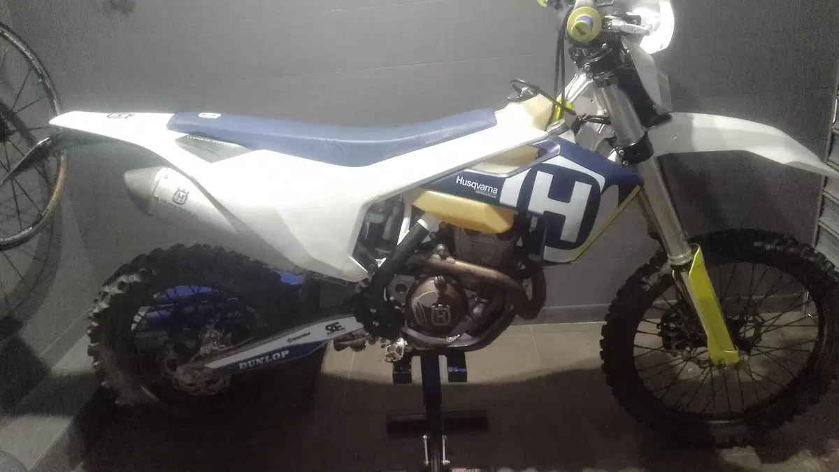 Husqvarna FE 250 (2018)  (5)