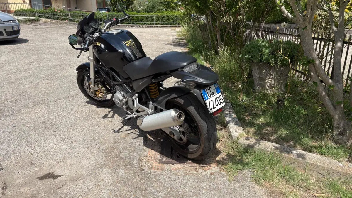 Ducati Monster 620 Dark (2003 - 06)  (3)