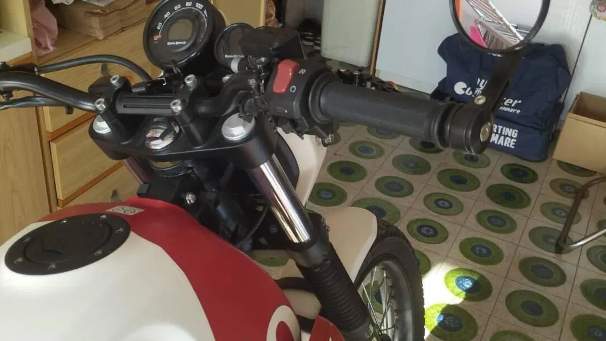 Royal Enfield Scram 411 (2022 - 24)  (3)
