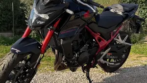 Honda CB 750 Hornet (2023 - 24)  (4)